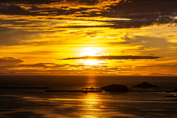 Fototapety  長崎の夕日　オレンジ色の海