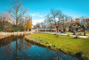 Fototapeta na wymiar Vondelpark in Amsterdam.