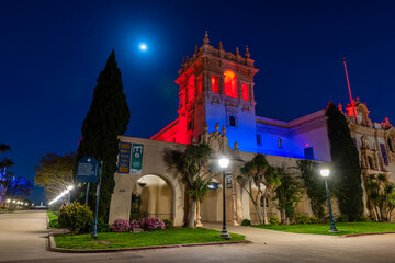 Obraz premium San Diego's Balboa Park at night