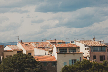 Vintage houses in Antibes town in France - 593380383