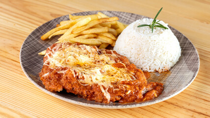 Lanches e pratos de restaurantes