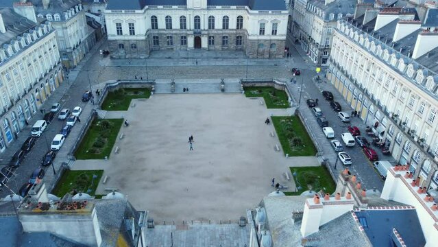 Aerial tilt up revealing facade of palace of Parliament of Brittany, Rennes