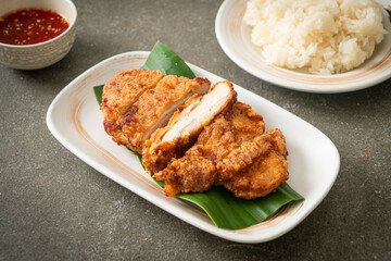 fried chicken with sticky rice