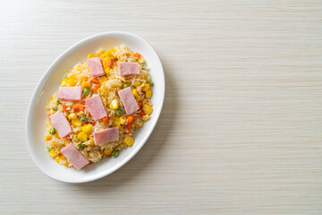 fried rice with ham and mixed vegetable (carrot, green bean peas, carrot)