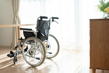 リビング・家・車椅子・介護