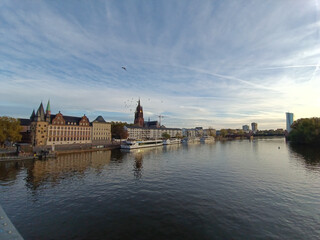 Frankfurt Cathedral of Saint Bartholomew from the iron bridge