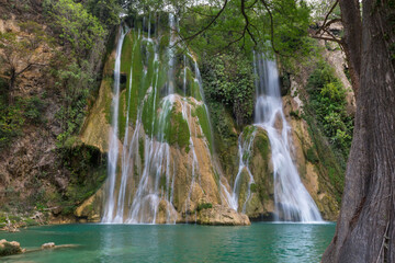 Fototapeta na wymiar Waterfall in Mexico