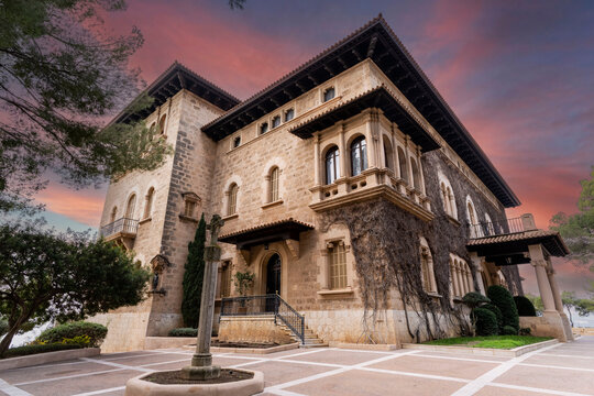 Marivent Palace, summer residence of the Spanish royal family, Cala Mayor, Palma, Majorca, Balearic Islands, Spain