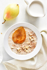 Oat porridge with caramelized pear and peanut