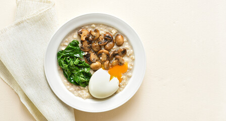 Mushroom and spinach oatmeal