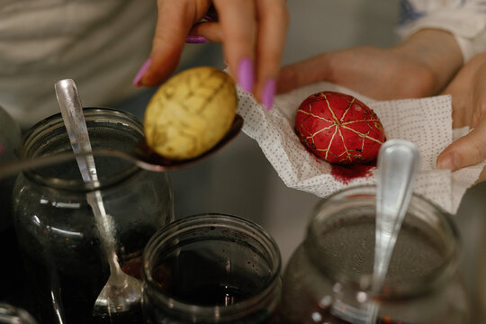 Dyeing eggs. Christian holiday. Intricate patterns. Craftsmanship