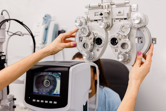 Crop optometrist setting testing devices
