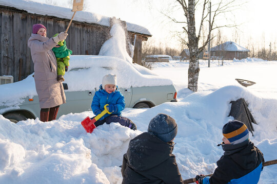 family snow off removal  after snow storm