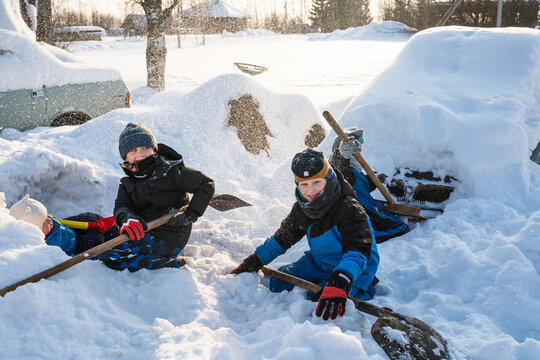 family snow off removal  after snow storm