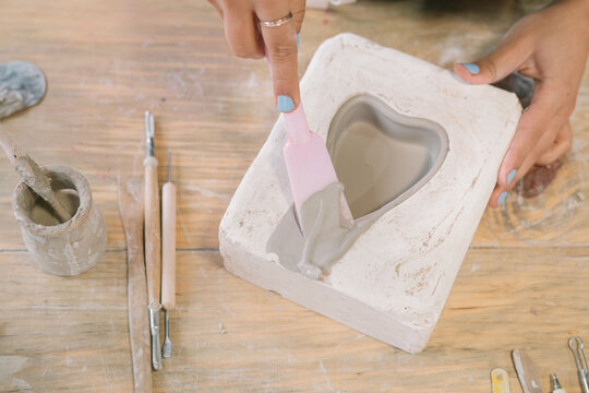 Heart-shaped ceramic mold