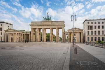 Fototapeta na wymiar Brandenburg Gate at Pariser Platz - Berlin, Germany