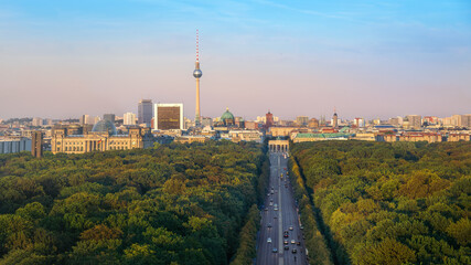 Obraz premium Aerial view of Berlin Skyline with all main landmarks, Tiergarten Park and German Parliament - Berlin, Germany