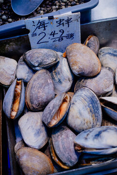 mussels, chinatown market