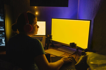 woman at home about to start a live broadcast.
