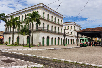 Fototapeta premium Casarão do Valongo - SANTOS, SP, BRAZIL - APRIL 09, 2023: Casarão do Valongo, built in the mid-19th century and listed by CONDEPHAAT, houses the Pelé Museum, dedicated to the greatest football player 