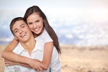 Obraz premium Love happy young couple on beach