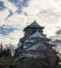 Naklejka premium View of Osaka Castle in Osaka, Japan