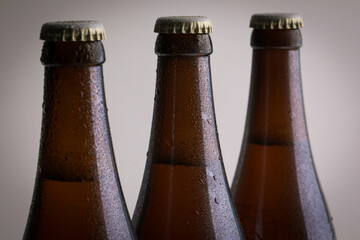 冷えた瓶ビール　bottled beer