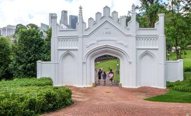 Obraz premium Archway at Fort Canning Park in Singapore
