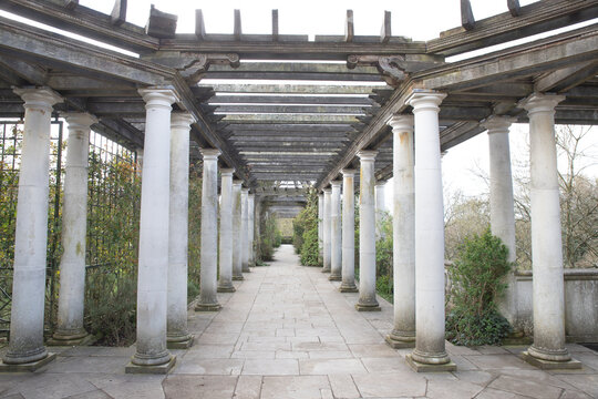 The Hill Garden & Pergola Park in London