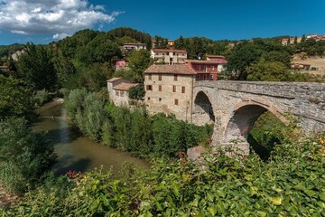 Fototapeta na wymiar View of Mercatello's village in the Italian region of Marche.
