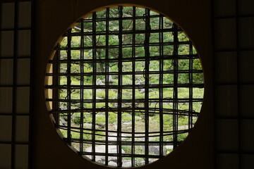 Japanese Garden from Traditional Japanese House Round Window at Ritsurin Garden Park in Takamatsu, Kagawa, Japan - 日本 香川 高松 栗林公園 日本庭園 日本家屋 丸窓