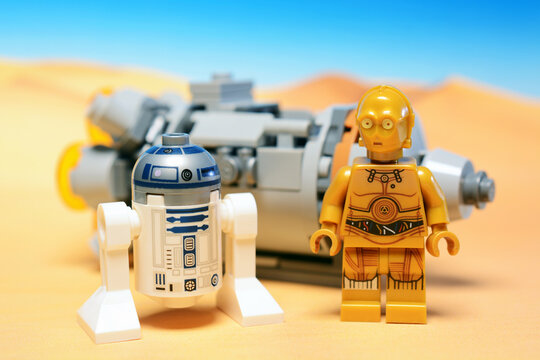 Lego Star Wars figures R2-D2 and C-3PO after landing with their rescue capsule on the desert planet Tatooine 