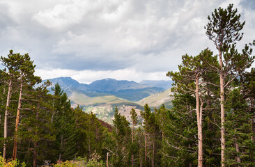 Rugged Landscape of Rocky Mountain National Park
