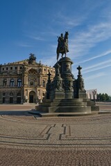 Obraz premium semper opera in dresden (germany)