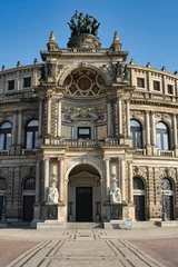 Papier Peint photo Monument historique semper opera in dresden (germany)