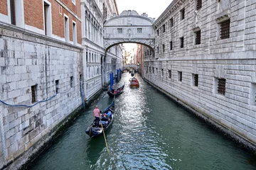 Cercles muraux Pont des Soupirs Venice, Italy: Bridge of Sighs (Ponte dei Sospiri) canal rio del Palazzo