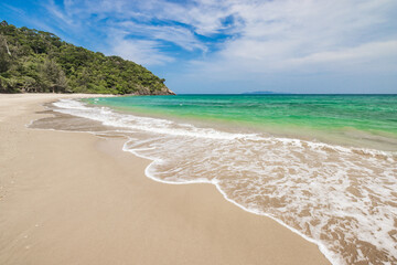 Fototapeta na wymiar Beautiful beach on the tropical sea at Lanta island, Krabi Province, Thailand.