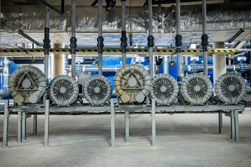 pvc plomberie plombier cuivre raccord fuite réparation maintenance piscine hydraulique industrie 