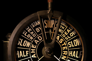 engine order telegraph in stop position © Björn Wylezich