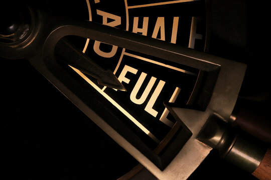 engine order telegraph in full ahead position