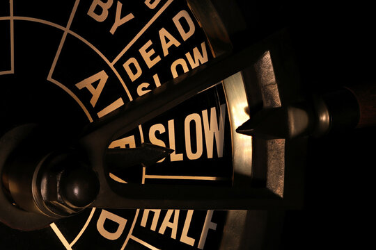 engine order telegraph in slow ahead position