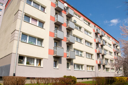 Budynek mieszkalny, wielorodzinny. Blok.
