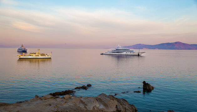 Amazing morning o Mykonos island - one of idyllic Greek islands!