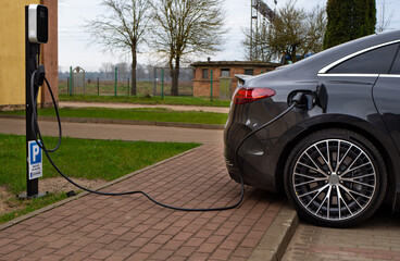 samochód elektryczny © Marek