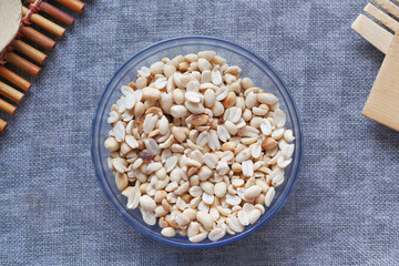 peanut in a shell texture.