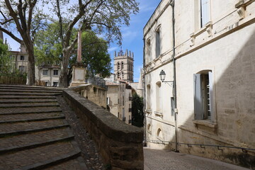 Fototapeta na wymiar Rue typique, ville de Montpellier, département de l'Hérault, France