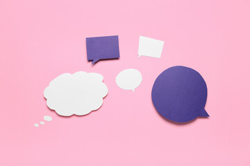 Blank speech bubbles on pink background © Pixel-Shot