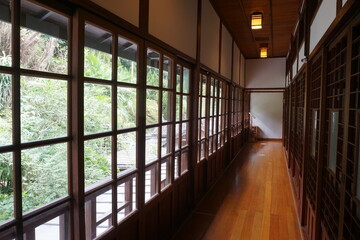 Fototapeta premium vintage old Japanese style hallway