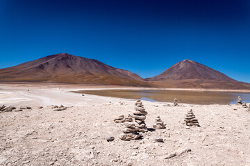 Fototapeta na wymiar Desert landscape of the bolivian altiplano