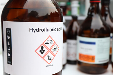 Hydrofluoric acid, Hazardous chemicals and symbols on containers